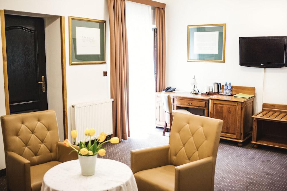 Hotel Eden Krakow Bagian luar foto