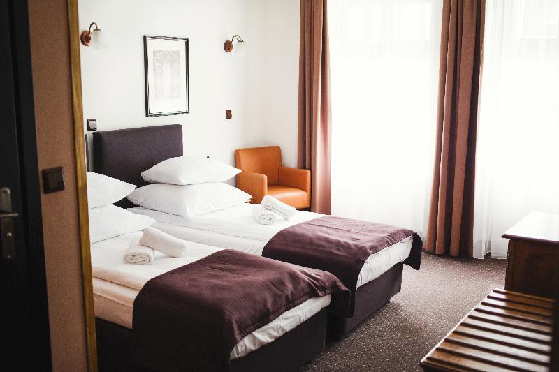 Hotel Eden Krakow Bagian luar foto